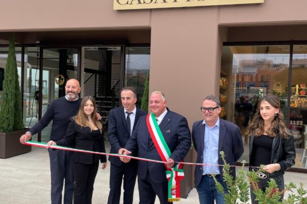 inaugurazione casa fiorini_sindaco